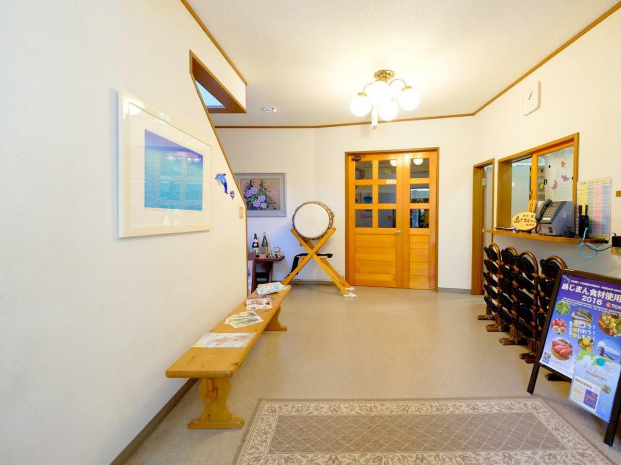 Hotel Kokumin Shukusha Sun Marina Hachijō Exterior foto